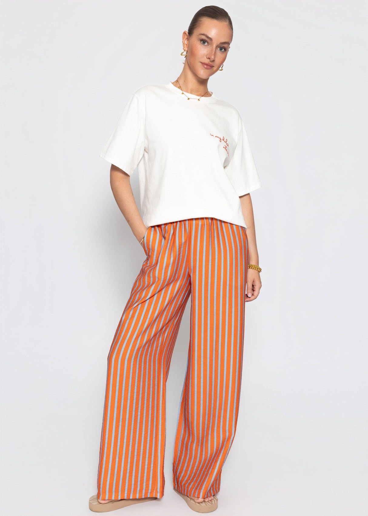 Gestreifte Hose mit Kordelzug - orange