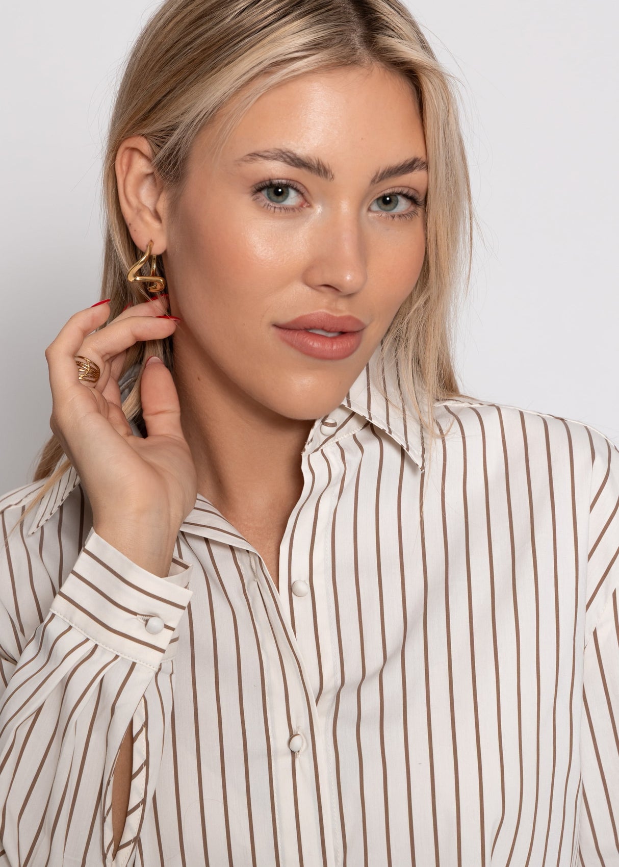 Gestreifte Schluppenbluse - beige