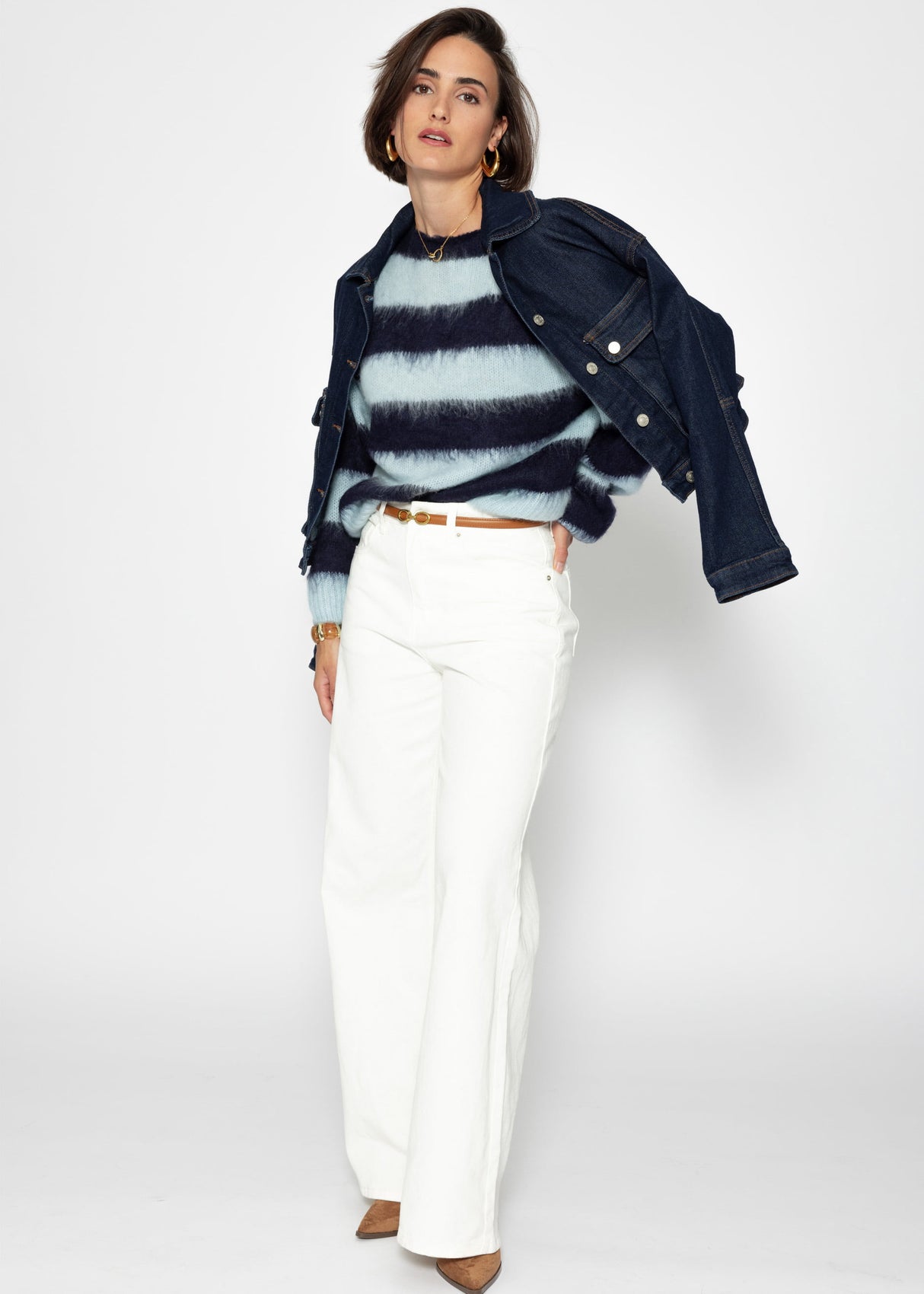 Gestreifter Pullover - blau