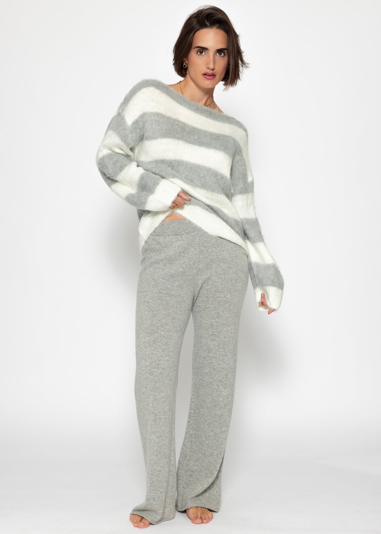 Striped sweater - gray -off-white