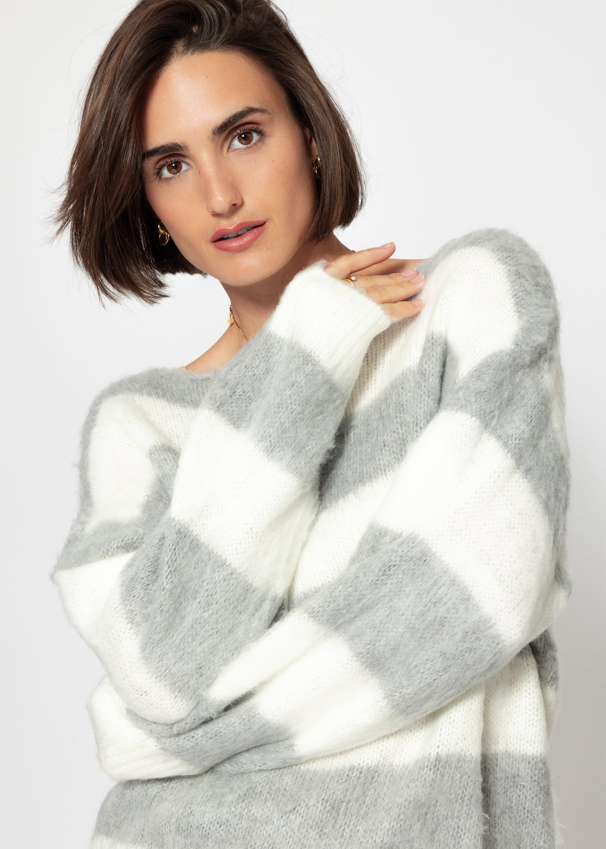 Striped sweater - gray -off-white