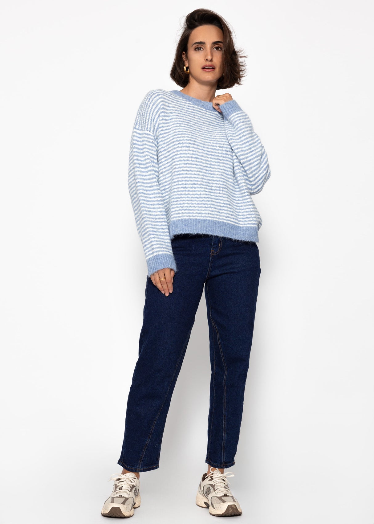 Gestreifter Pullover - hellblau