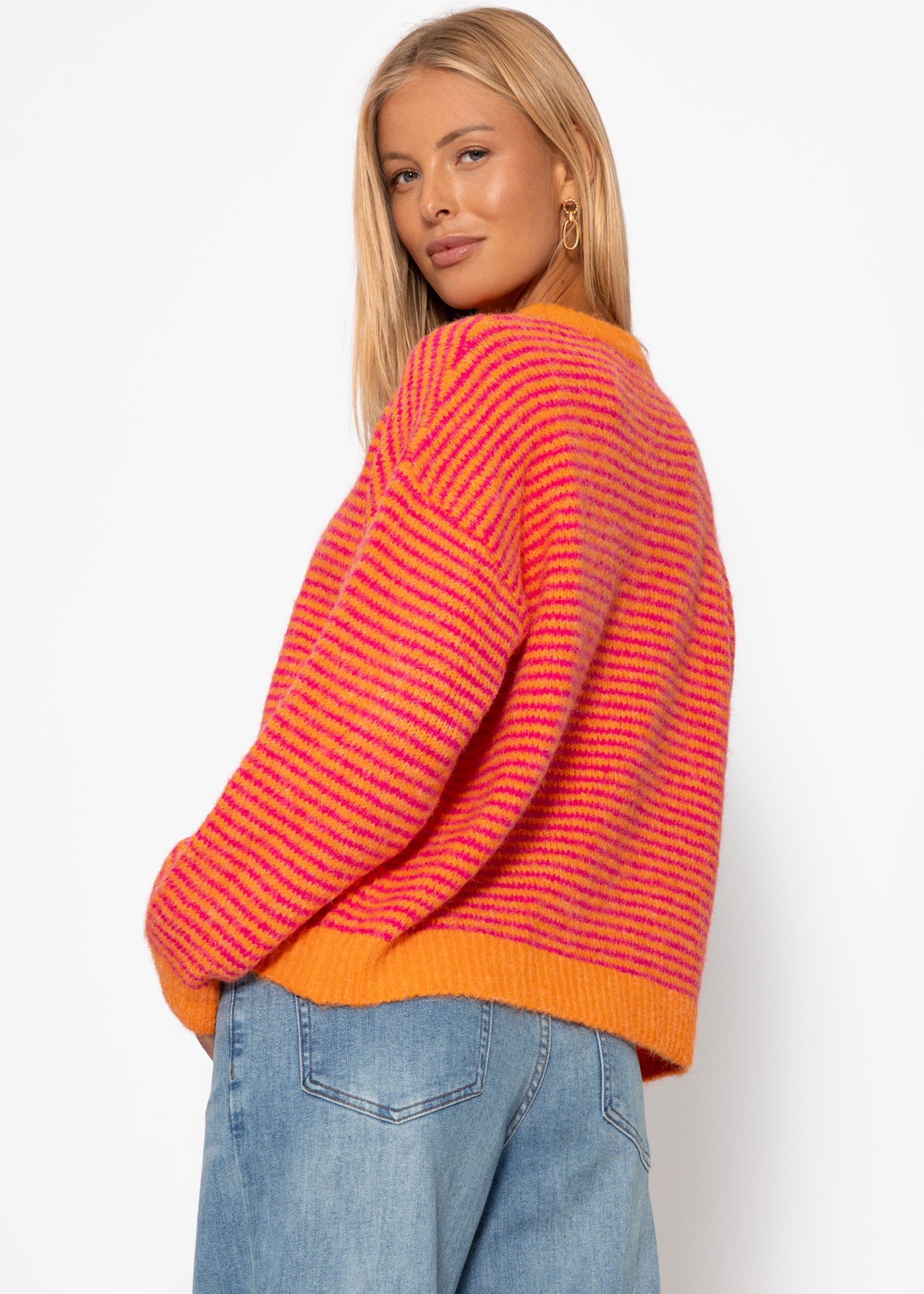 Striped sweater - orange – SASSYCLASSY