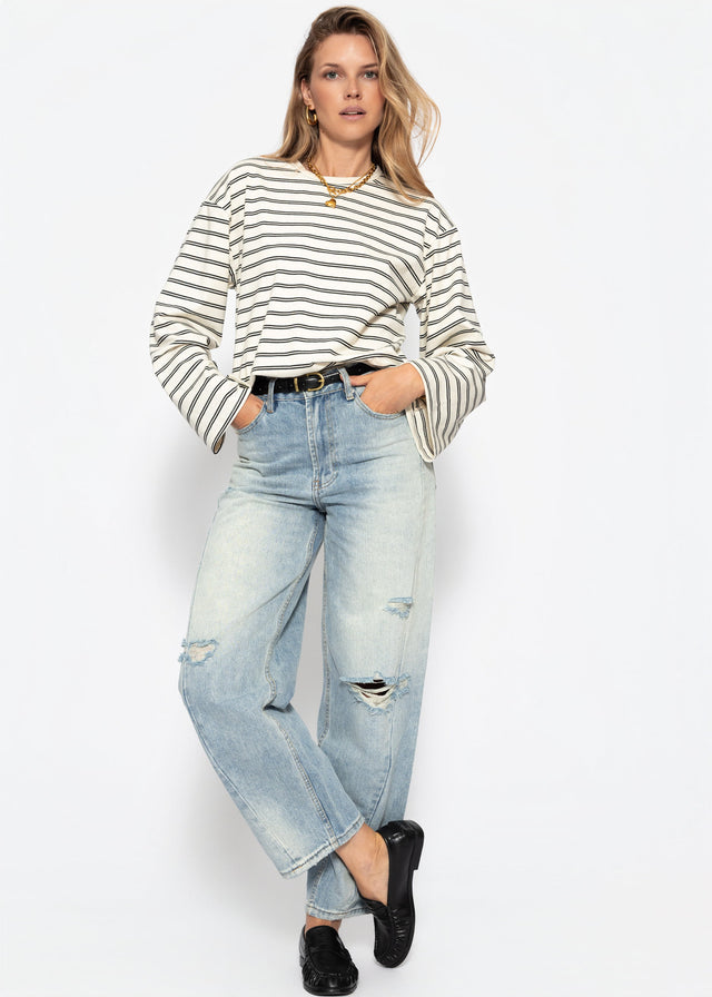 Gestreiftes Langarmshirt mit weiten Ärmeln - offwhite - SASSYCLASSY