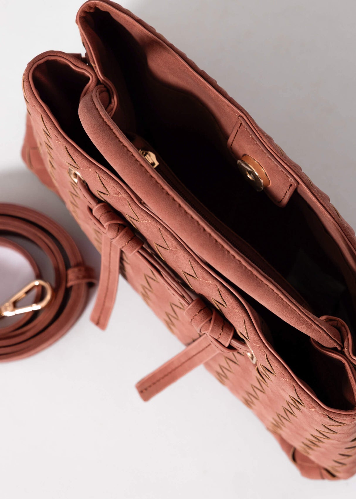 Woven handbag - mauve