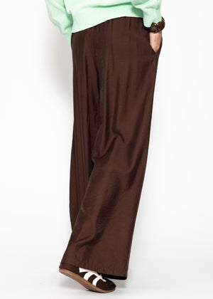 Shiny fabric trousers with a straight leg - brown