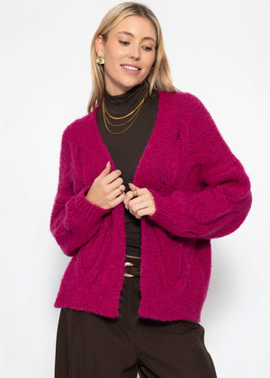 Grob gestrickter Cardigan mit Zopfmuster - beere