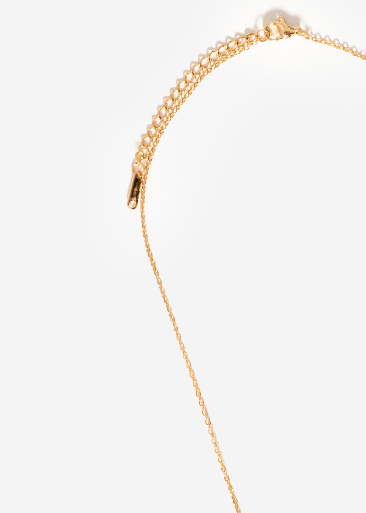 Halskette mit Libellen-Anhänger - gold