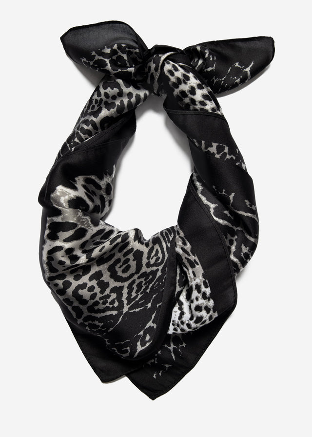 Neckerchief with leopard print - black