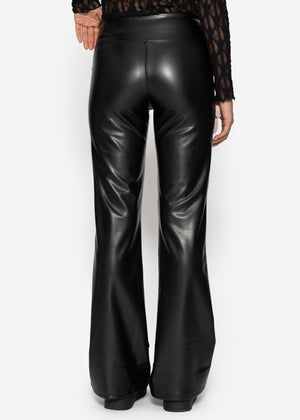 High-Rise Flared Thermo Kunstleder Leggings mit breitem Bund - schwarz