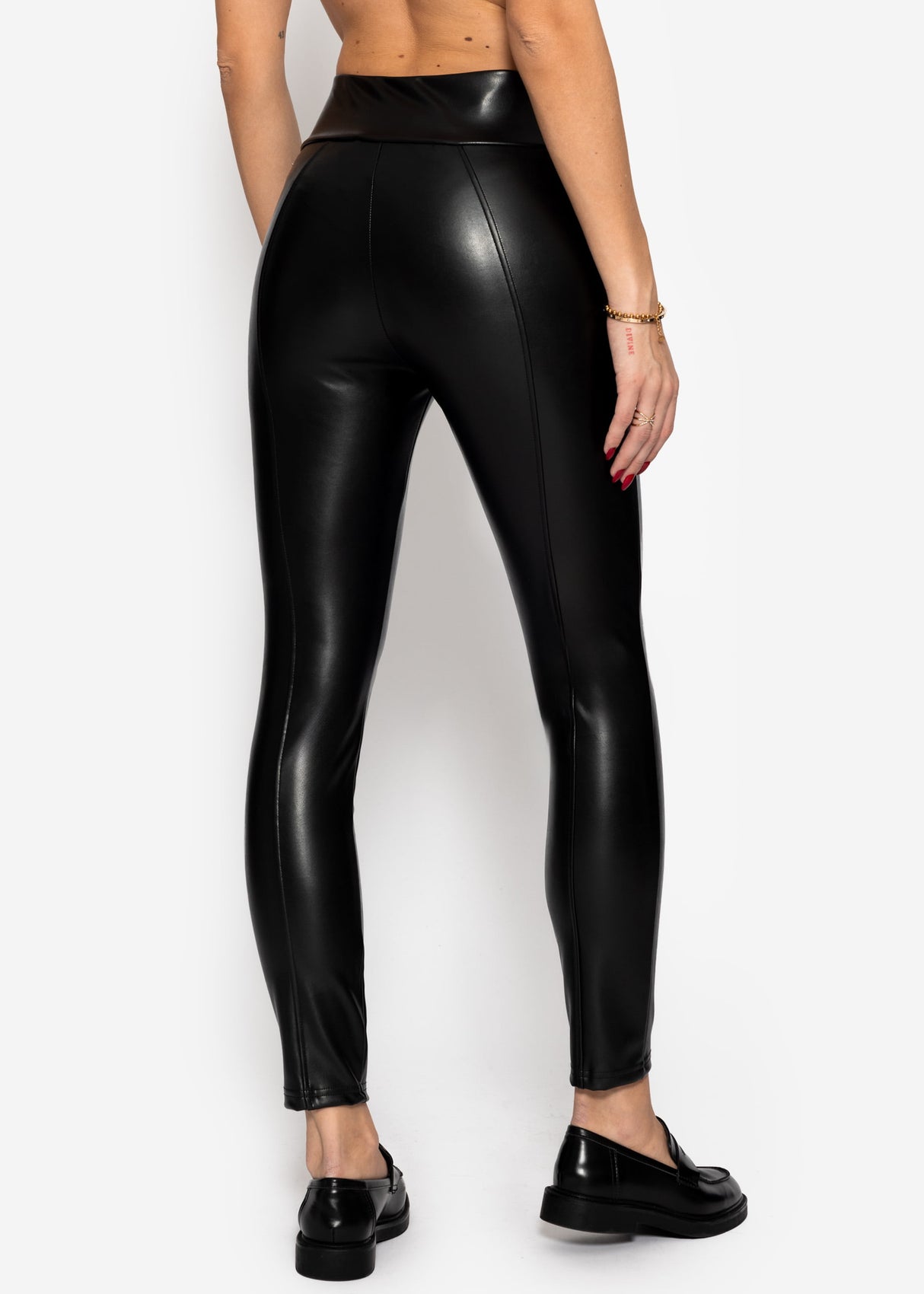 High-Rise Thermo Kunstleder Leggings mit Nähten - schwarz
