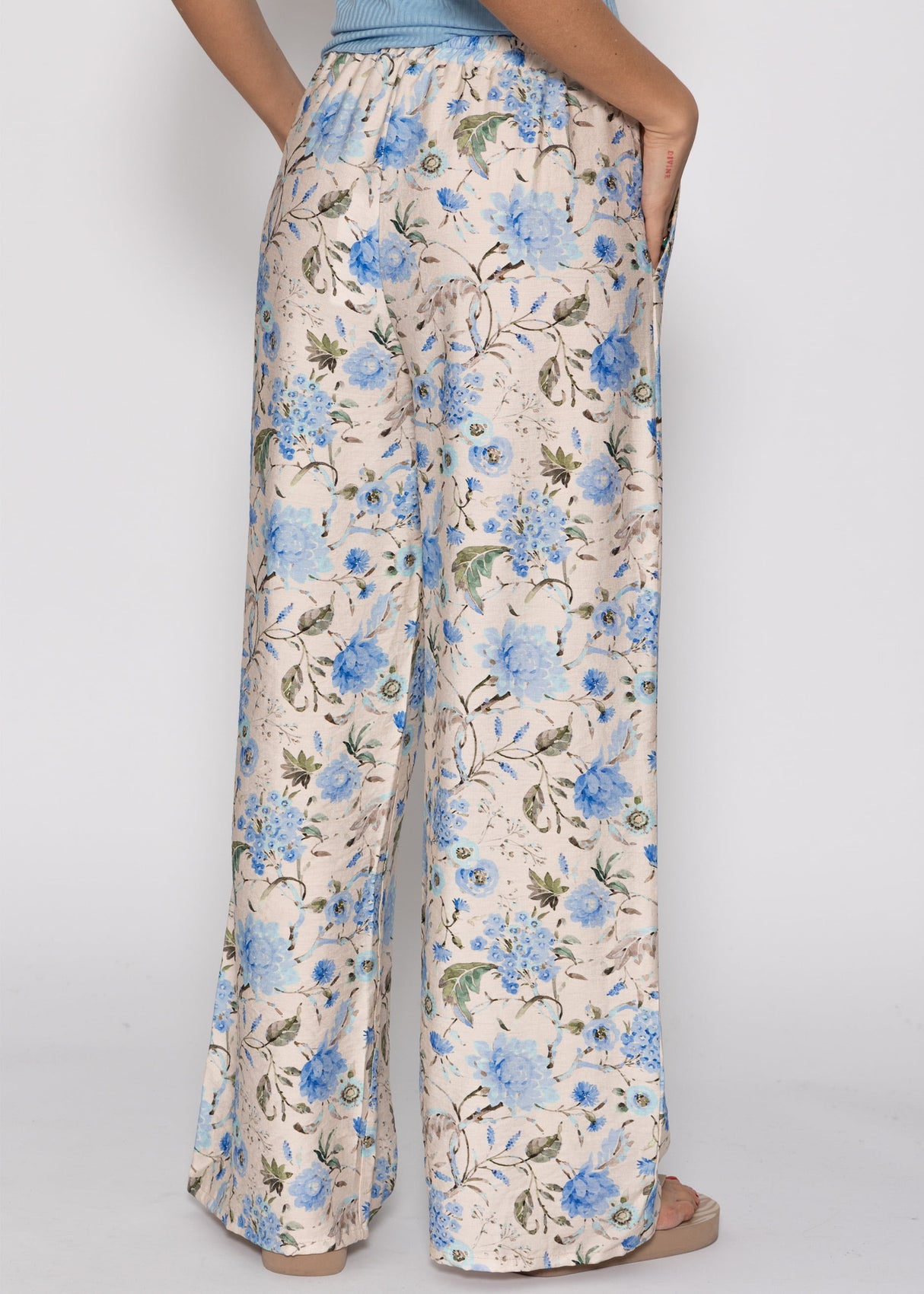 Pants with floral print - beige-blue