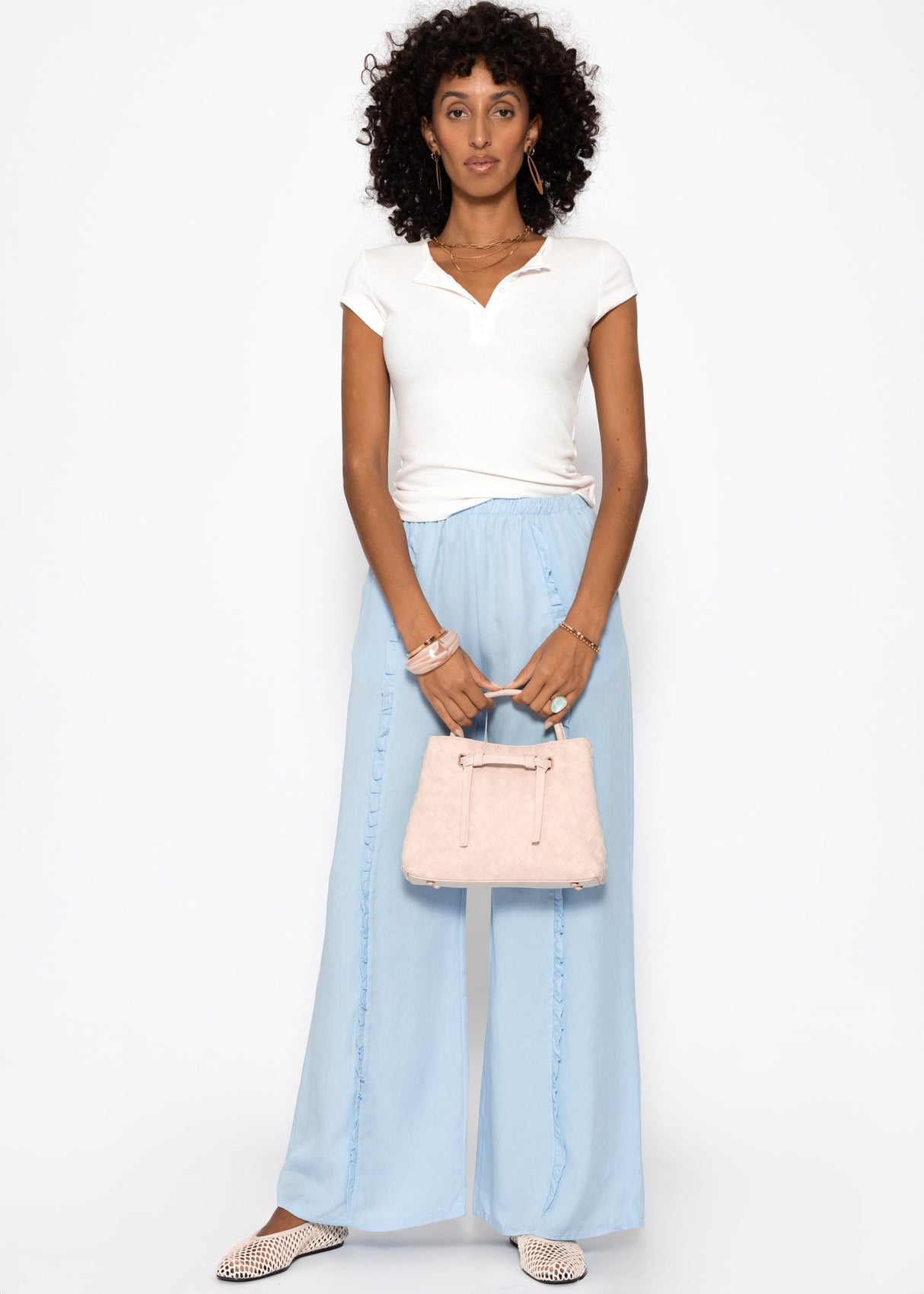 Pants with a wide leg and rüsch details - light blue