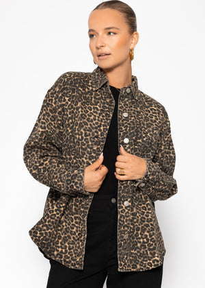 Hemdjacke aus Jeans mit Leo-Print - beige