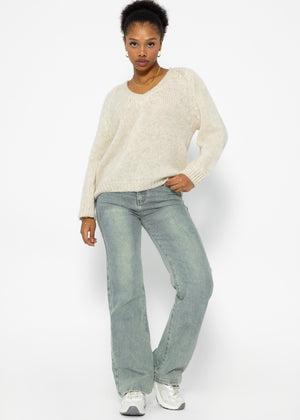 Classic V-neck knitted sweater with panel - beige