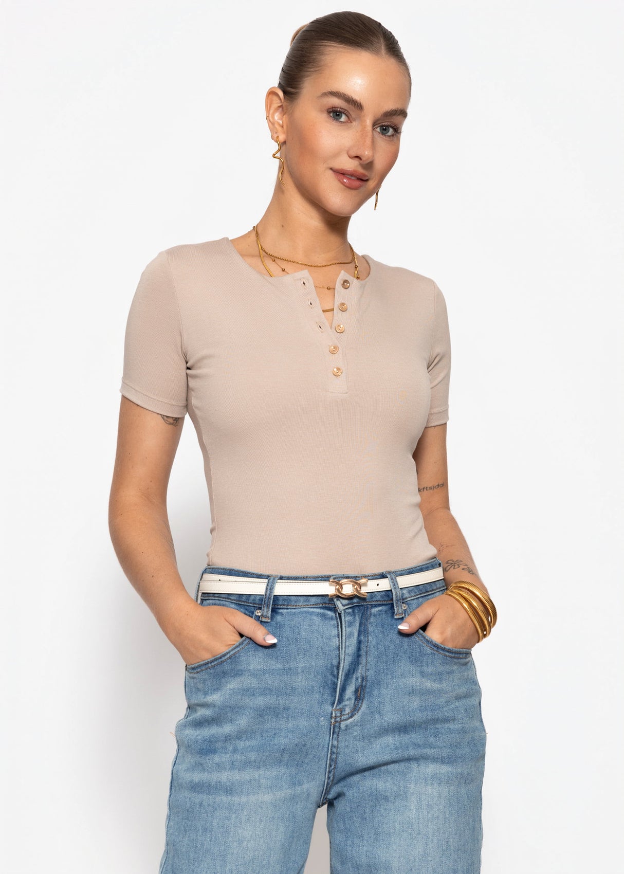 Kurzarm Body mit Knopfleiste - beige
