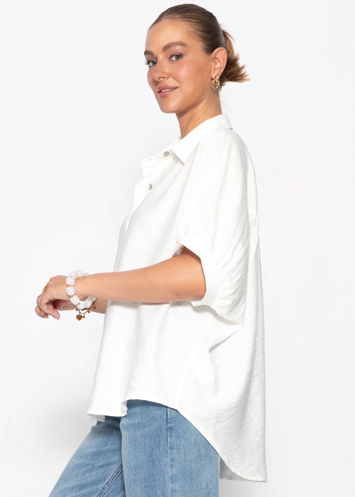 Kurzarm Hemdbluse im Oversized Fit - weiß