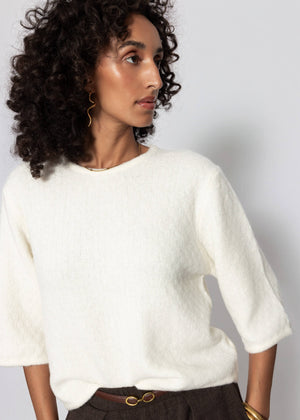 Short-sleeved jumper with textured pattern - off-white