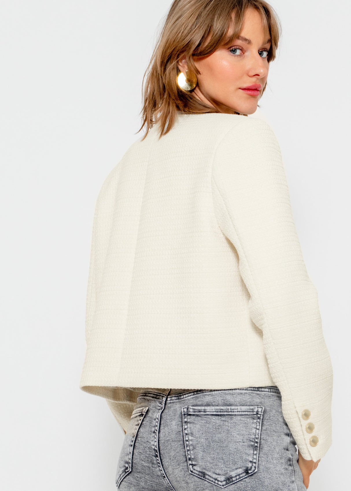 Short jacket with gold-colored buttons - off-white