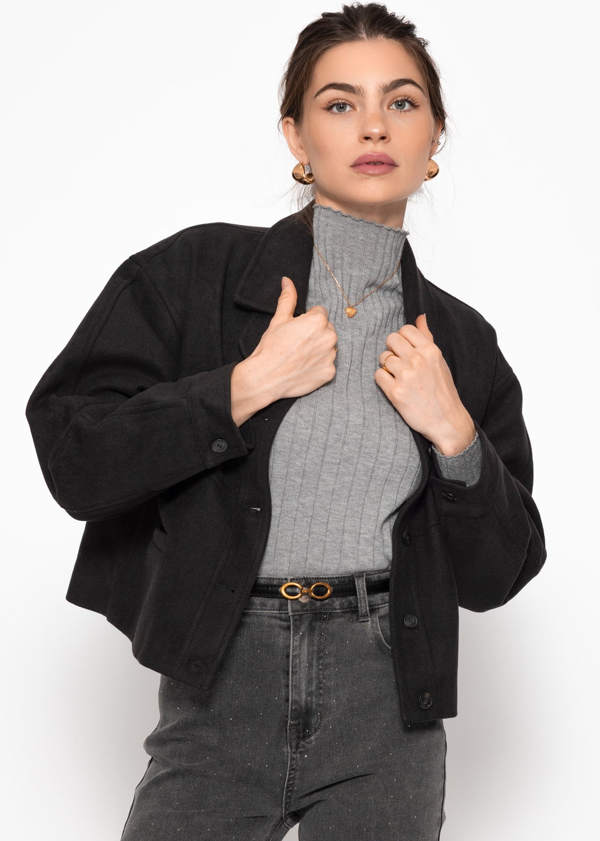 Kurze Jacke mit Innenfutter - schwarz