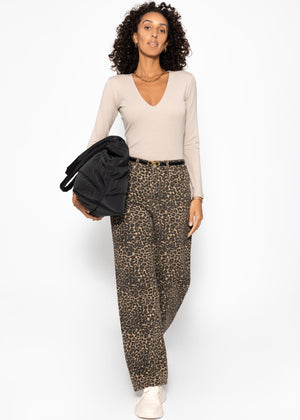 Long arm body with a V -neck - beige