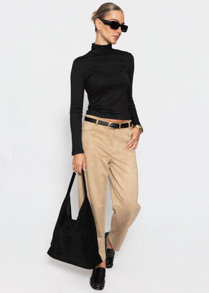 Long-sleeved turtleneck shirt - black