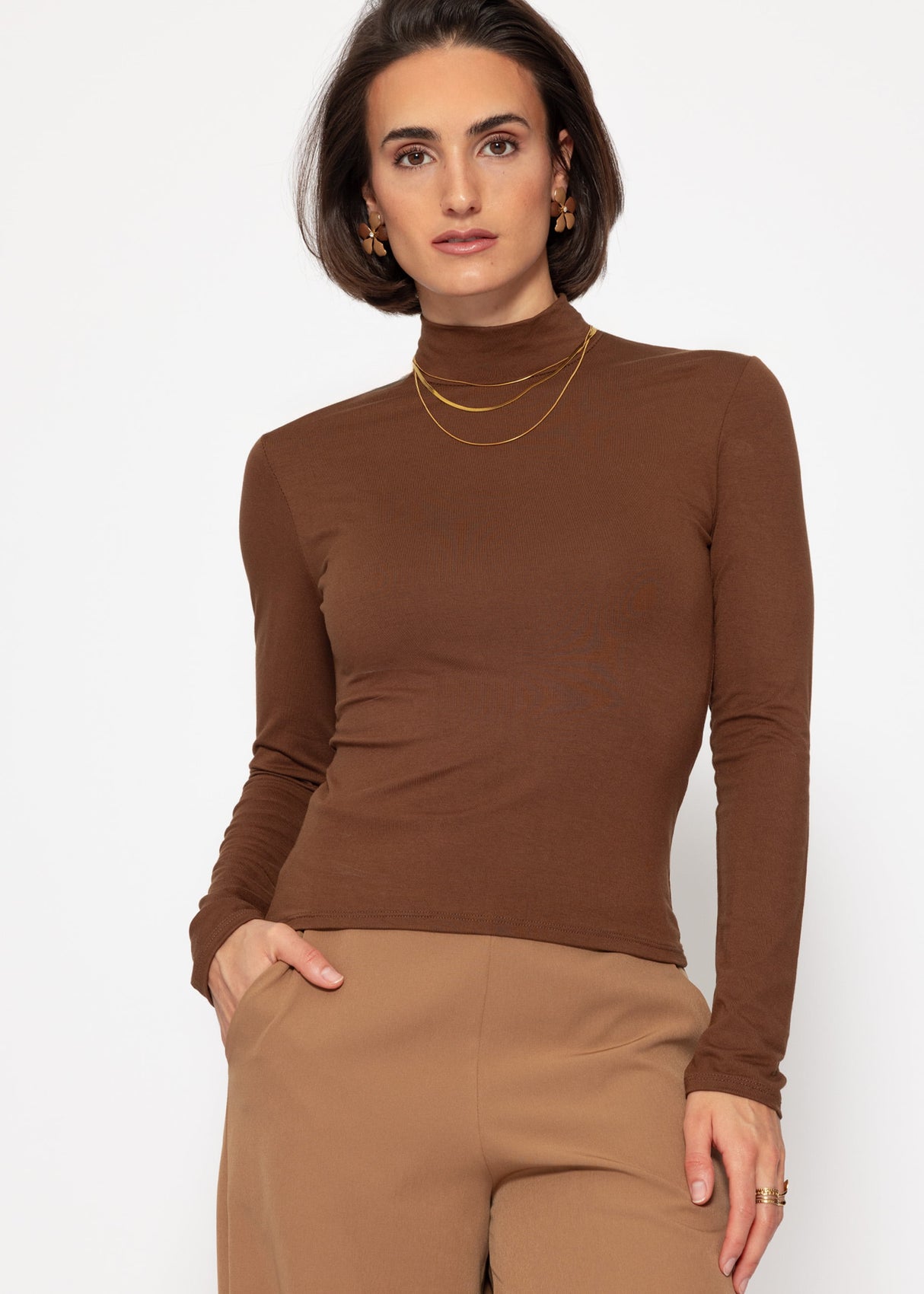Long-sleeved turtleneck shirt - brown