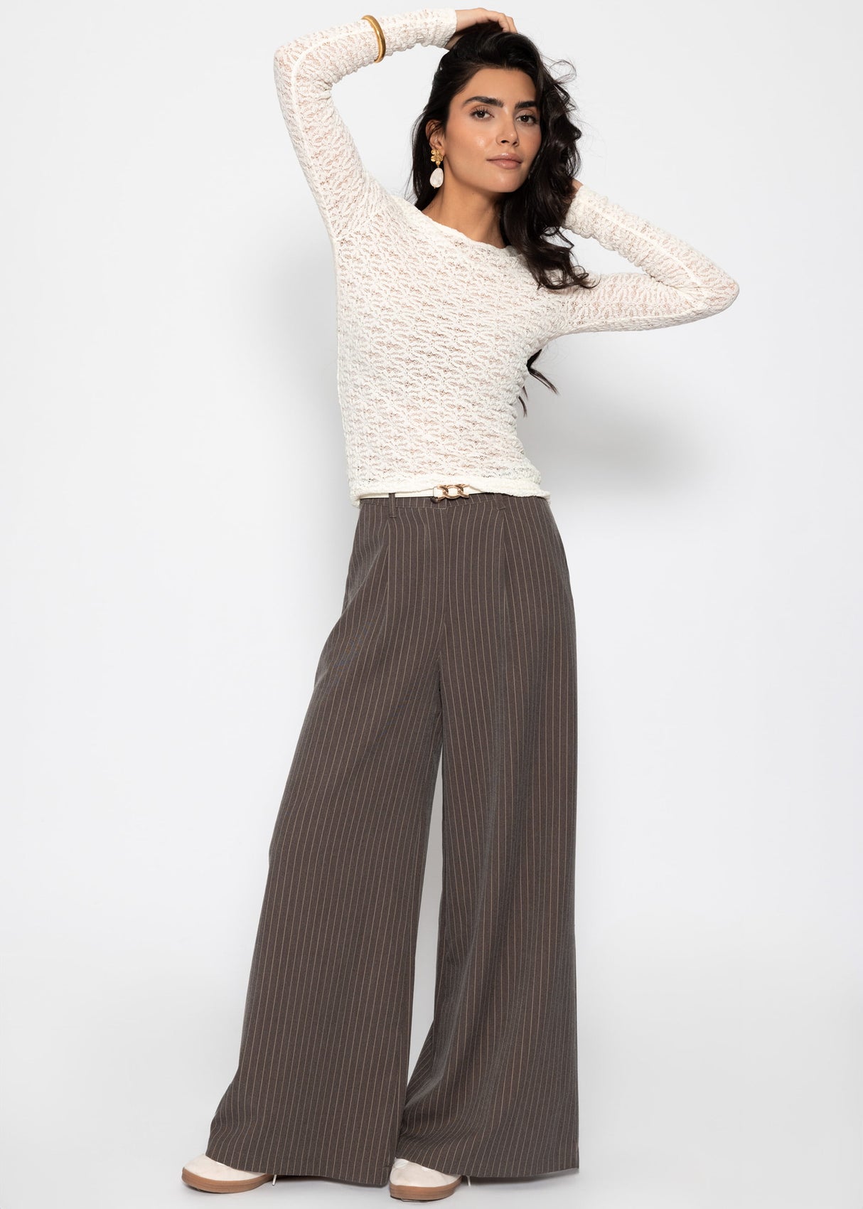 Long-sleeved floral lace shirt - off-white