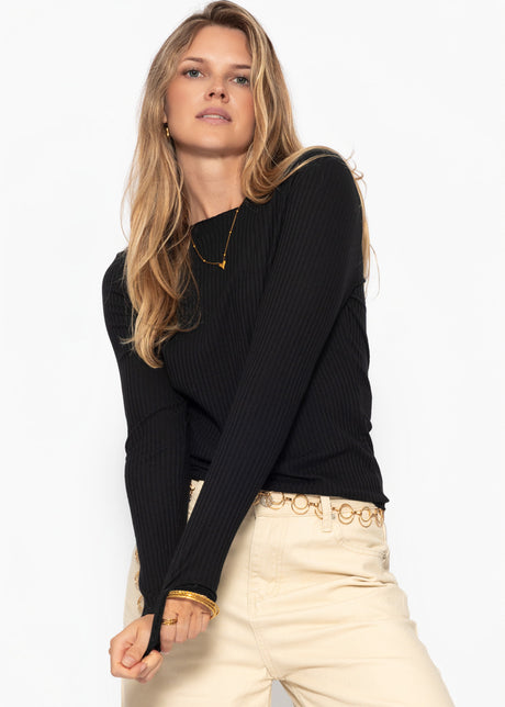 Long-sleeved ribbed shirt - black by SASSYCLASSY
