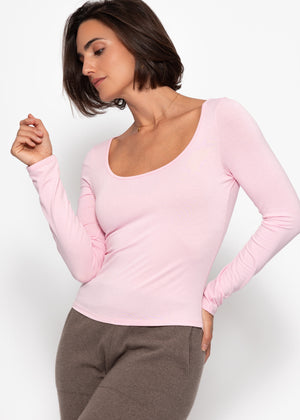 Long-sleeved shirt with neckline - pink