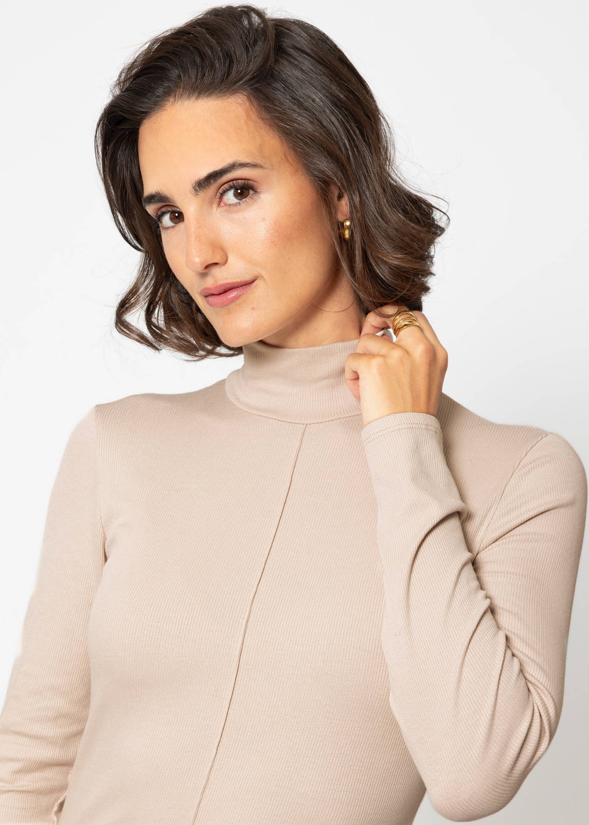 Long-sleeved shirt with turtleneck and piping - beige