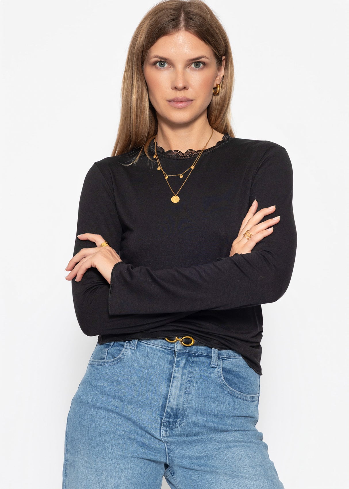 Langarmshirt mit Spitzeneinsatz  - schwarz