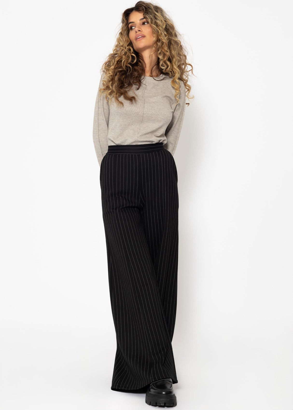 Long-sleeved shirt with decorative seam - mottled taupe