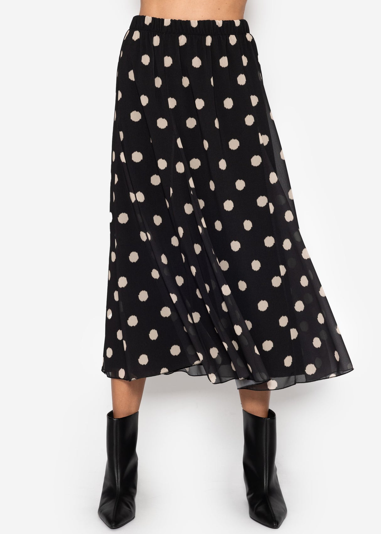 Long chiffon skirt with polka dot print - black