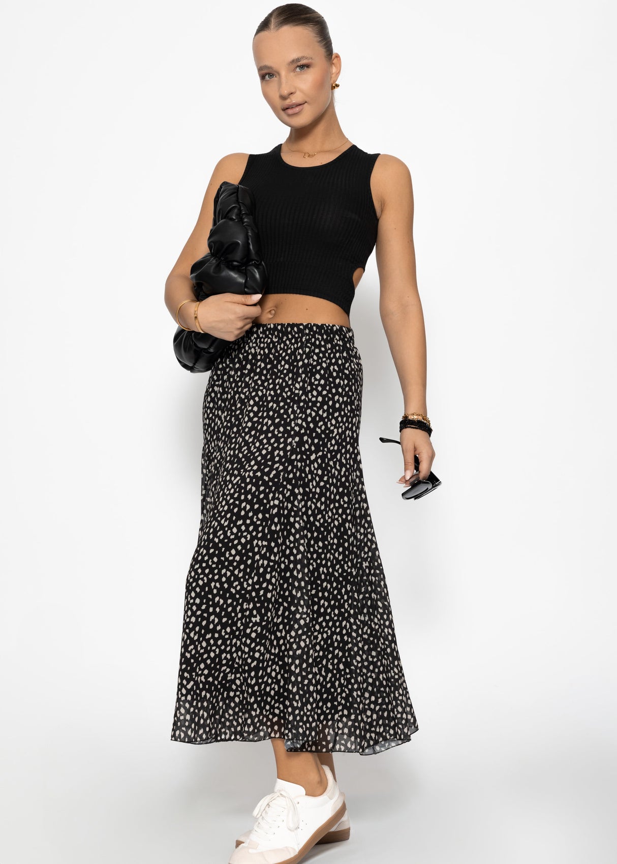 Long chiffon skirt with print - black
