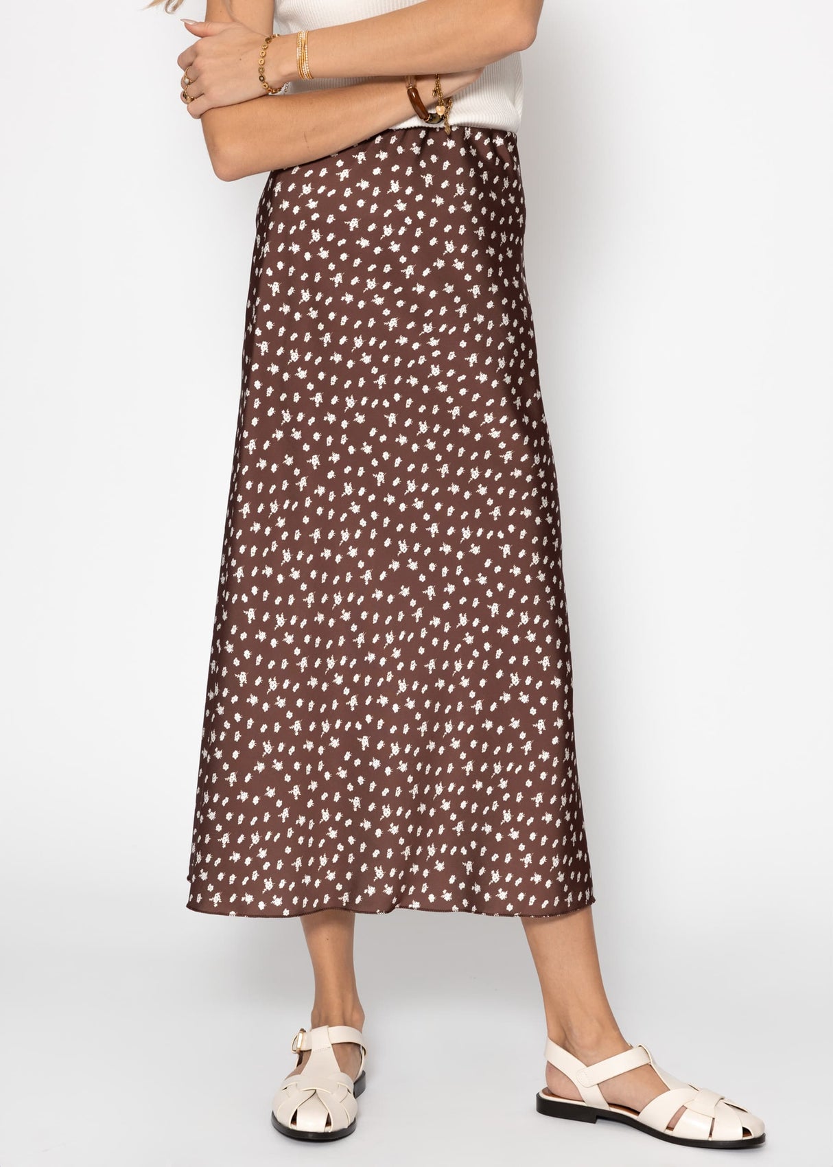 Long satin skirt with print - brown