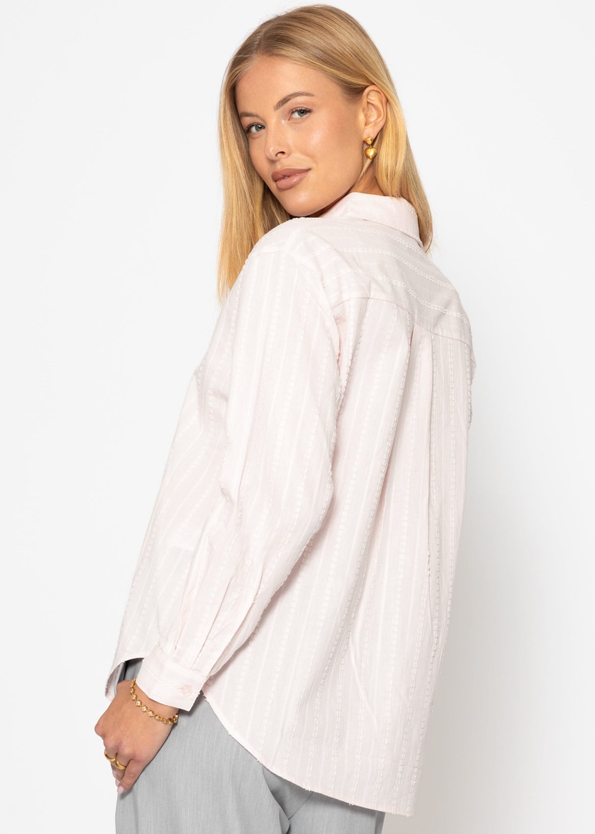 Casual blouse with structure - pink