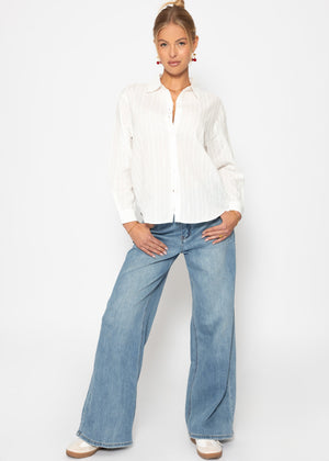 Casual blouse with structure - white