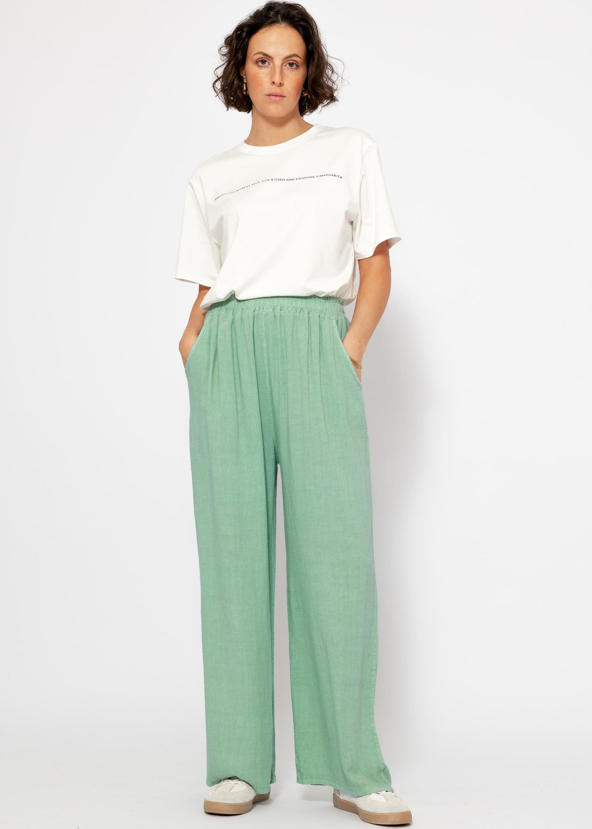 Casual linen trousers - sage green