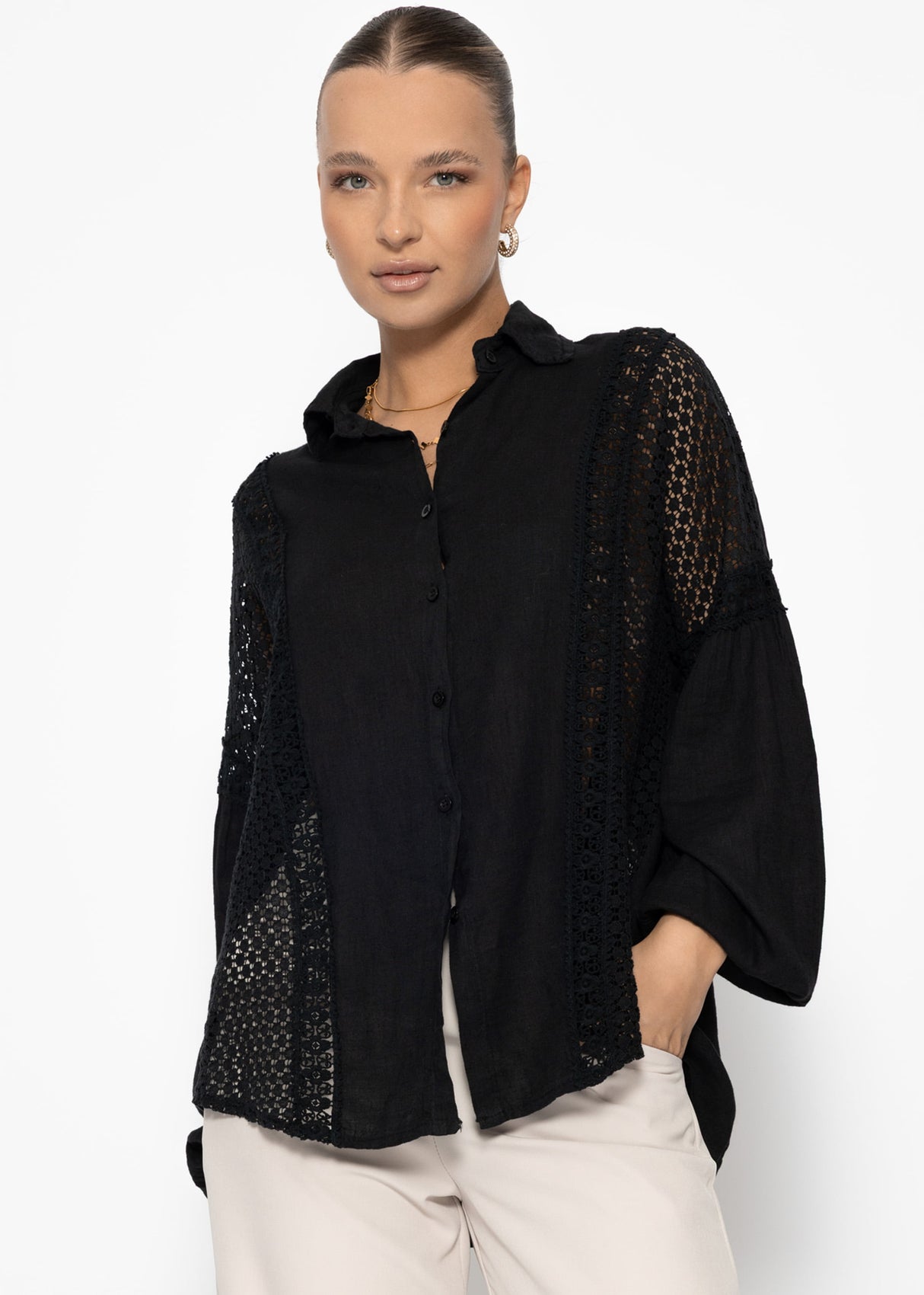 Linen blouse with lace - black