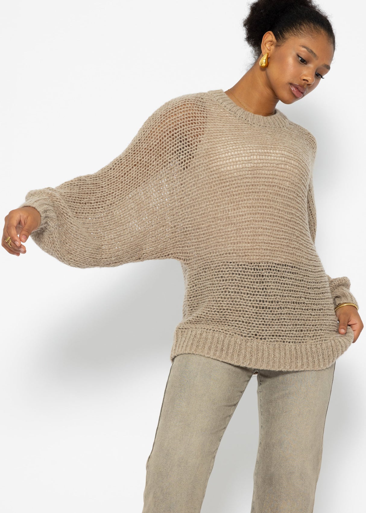 Loose-knit sweater with batwing sleeves - beige