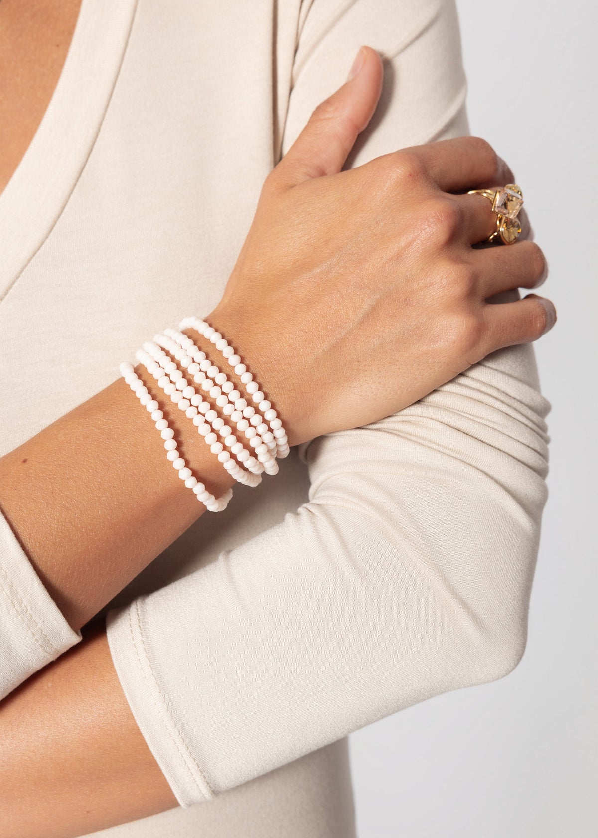 Mehrreihiges Perlen Armband - creme