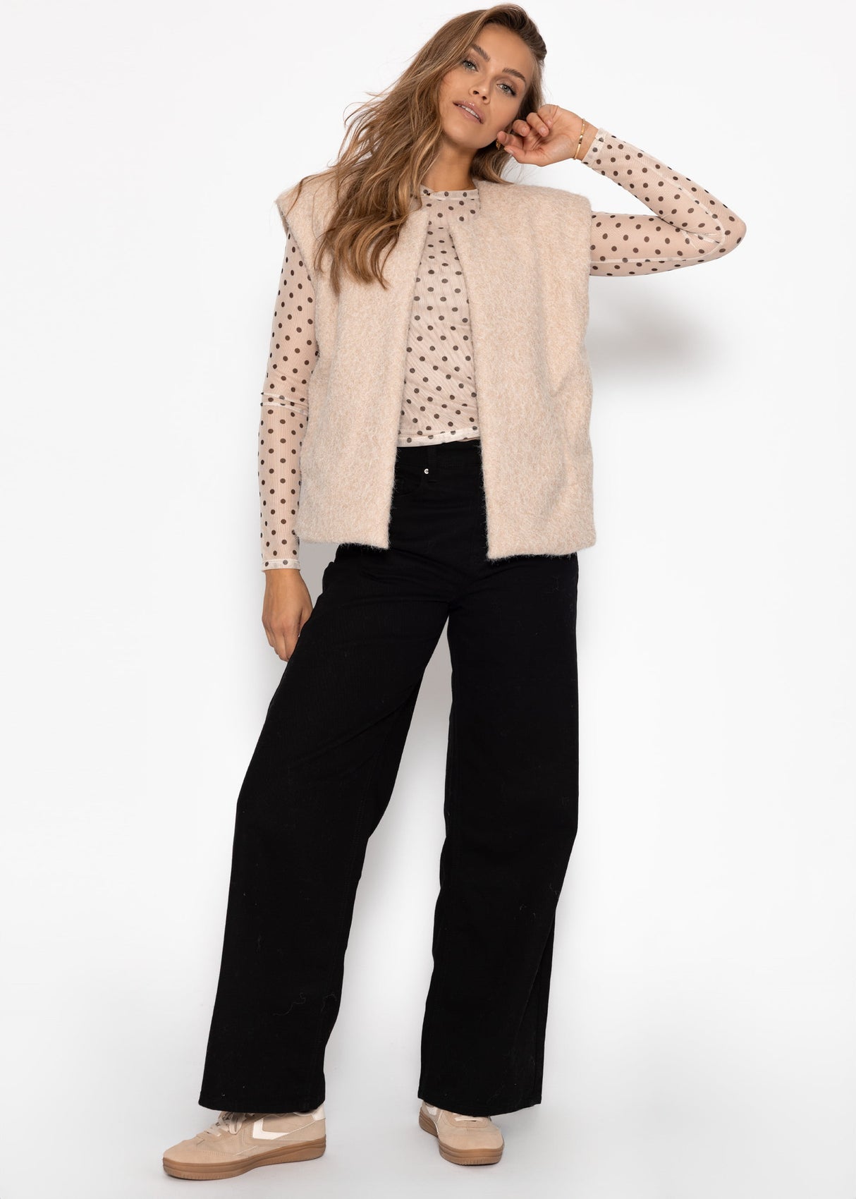 Mesh long-sleeved shirt with dots - beige