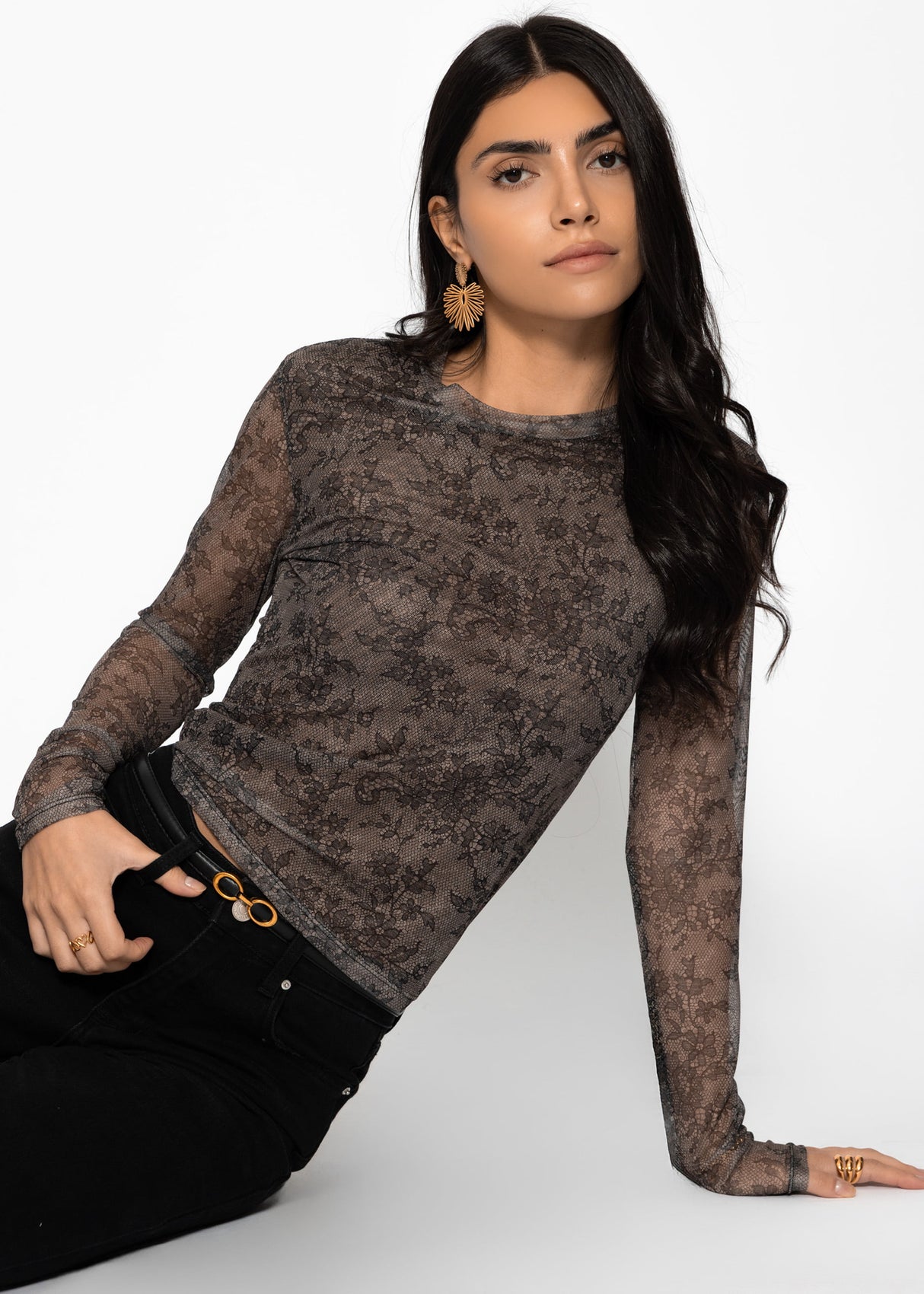 Mesh long-sleeved shirt with lace print - black