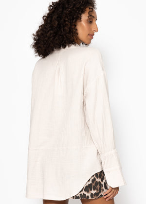 Muslin blouse with wide cuffs - light beige