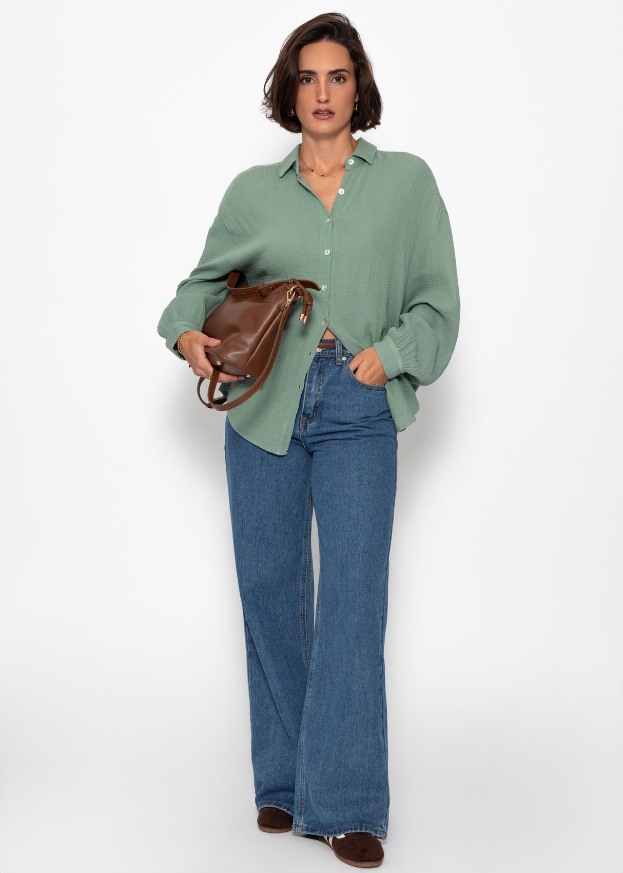 Muslin blouse oversize, short, sage green