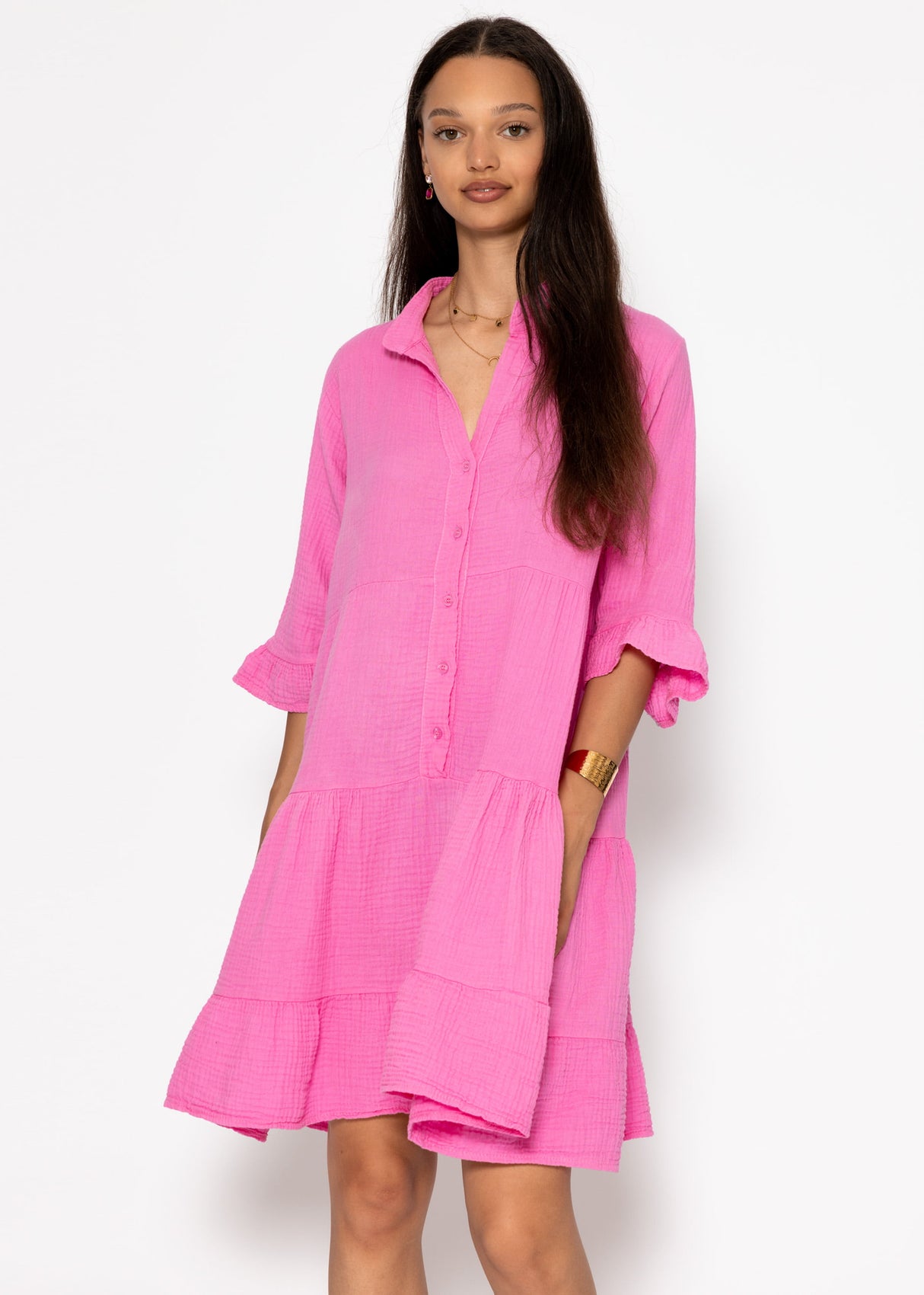 Musselin Kleid mit Volants - pink