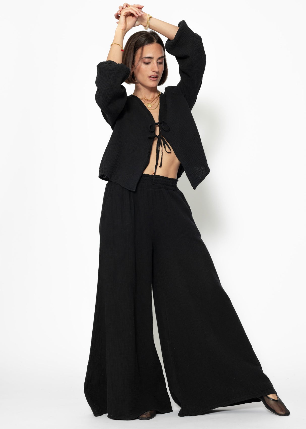 Musselin Pants mit weitem Bein - schwarz