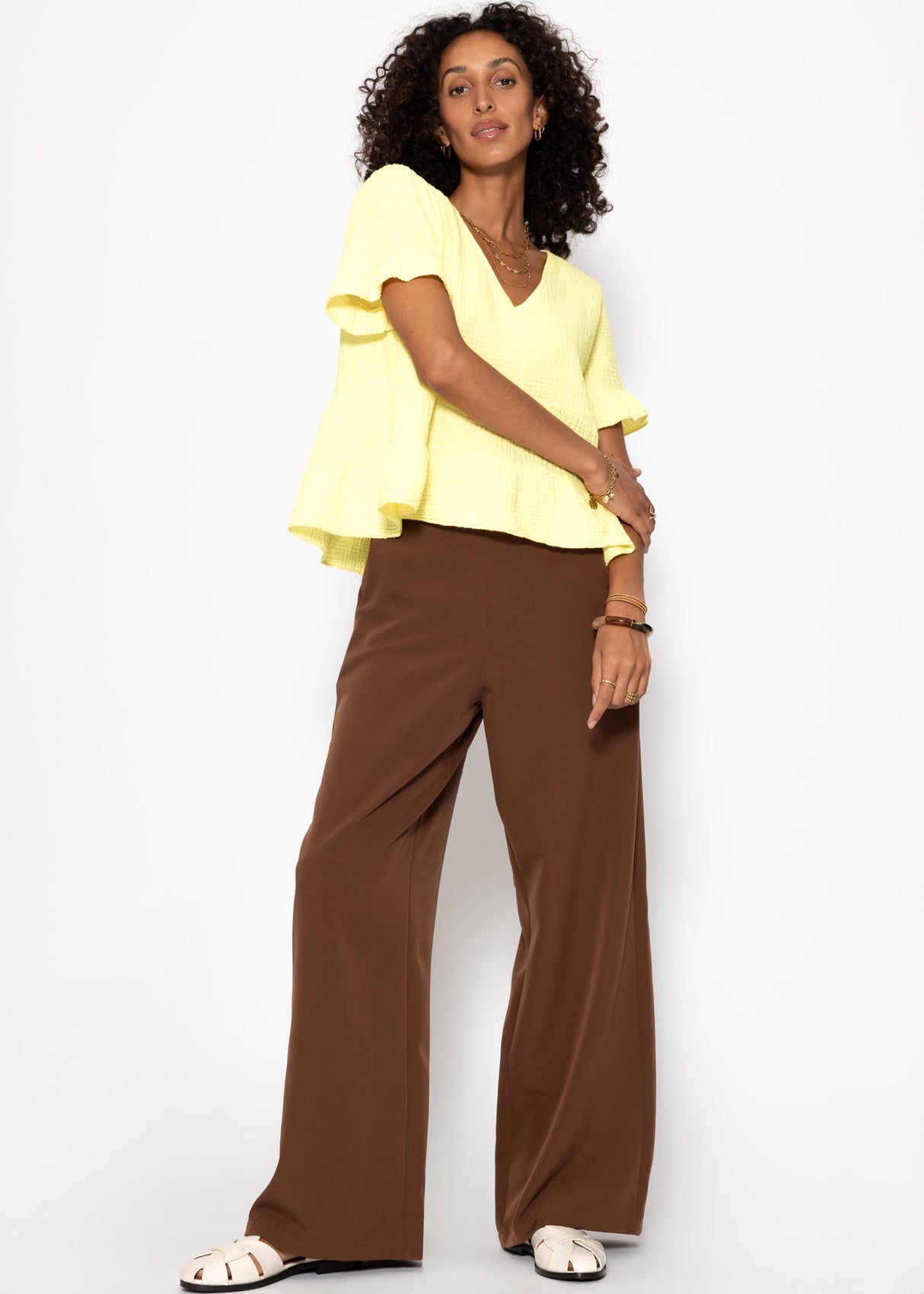 Muslin shirt with flounces - butter yellow