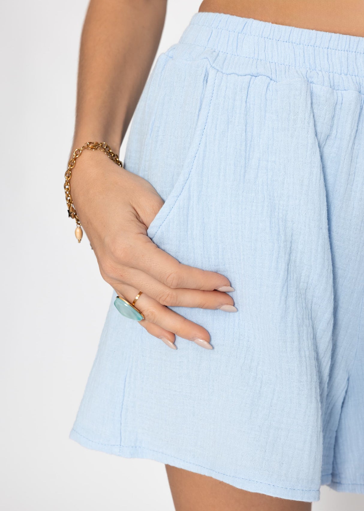 Muslin shorts, light blue
